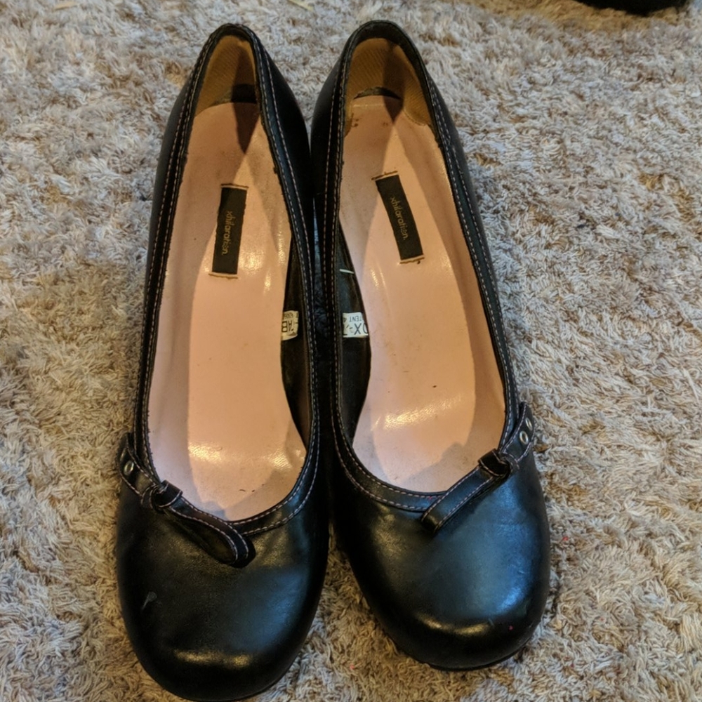 Heeled shoe